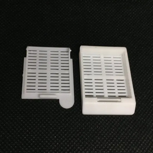 एम्बेडिंग कैसेट